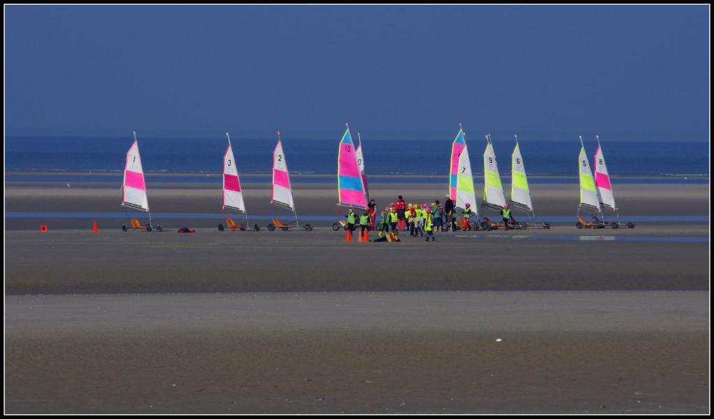 Logis Hotel & Restaurant "Au Gre Du Vent" Berck Екстериор снимка